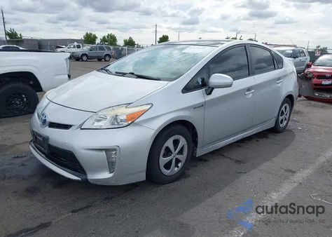 2014 Toyota Prius Three из США, поврежденный, VIN JTDKN3DU7E1750375